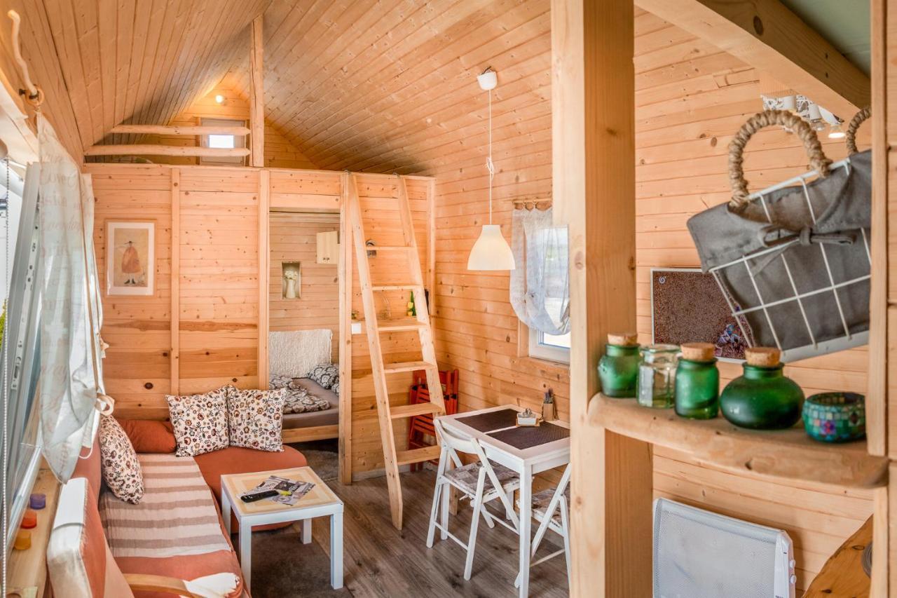 Tiny House Lavender Villa Podturen Exterior foto